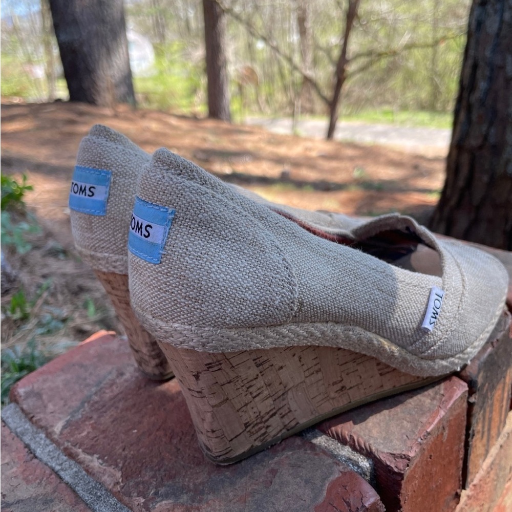 Toms Tan Wedge Shoes with Canvas Upper